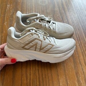 New Balance Fresh Foam 1080 Women’s Size 6